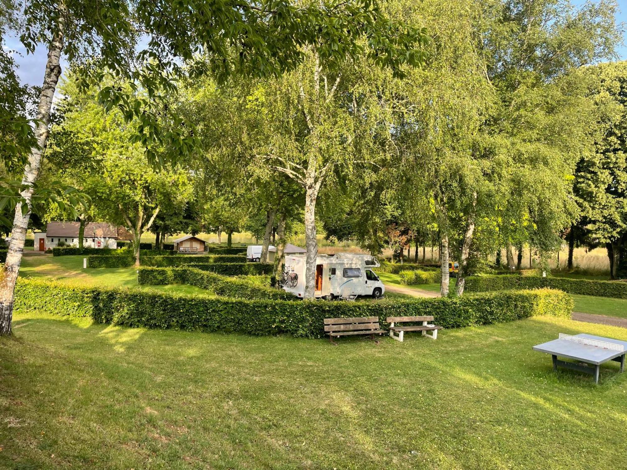 Camping Les Portes Du Perche Mamers Kültér fotó